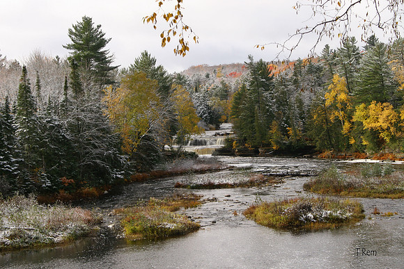 Lower Tahquamenon falls